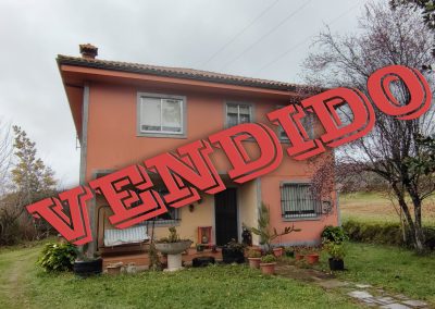 Chalet en Cazallas | Melide [A Coruña]
